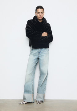 STRADIVARIUS Шуба из искусственного меха, черный