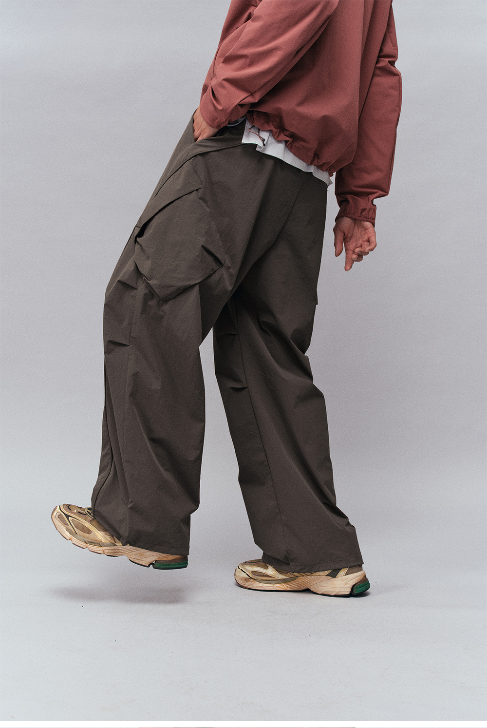 Брюки Monterest Outdoor Water-Repellent Multi-Pocket Lightweight Hiking Cargo Brown