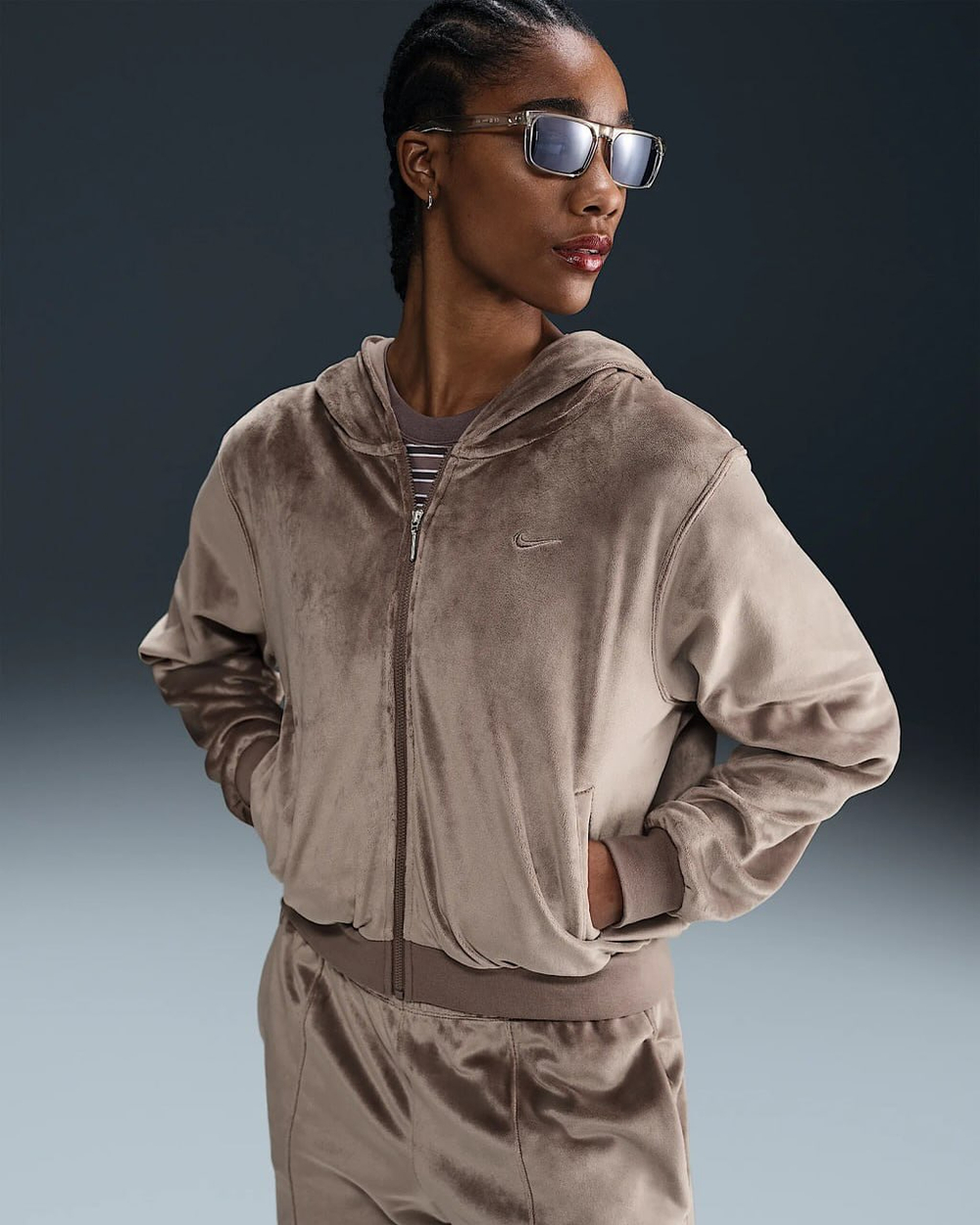 Толстовка женская NIKE W NSW NK CHLL VLR FZ HDY