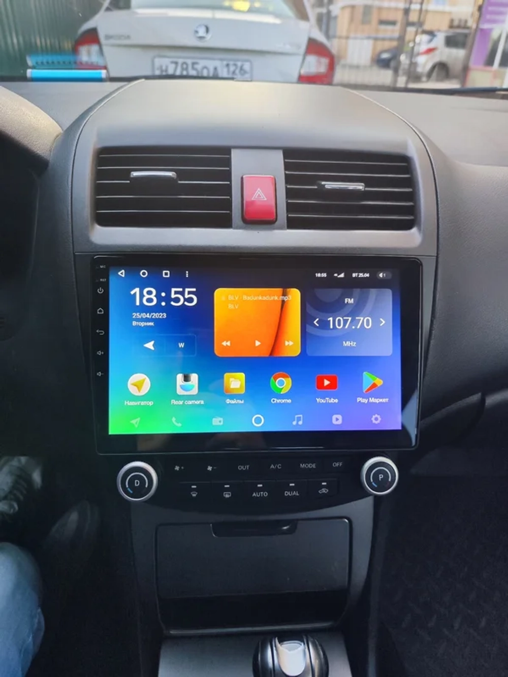 Магнитола для Honda Accord 7 2003-2008 - Parafar PF404LUX3UHD на Android 13, QLED, ТОП процессор, 8Гб+128Гб, CarPlay, 4G SIM-слот