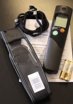 Детектор утечек Testo 317-2 с кейсом, зажимом для ремня, ремешком, батарейкой