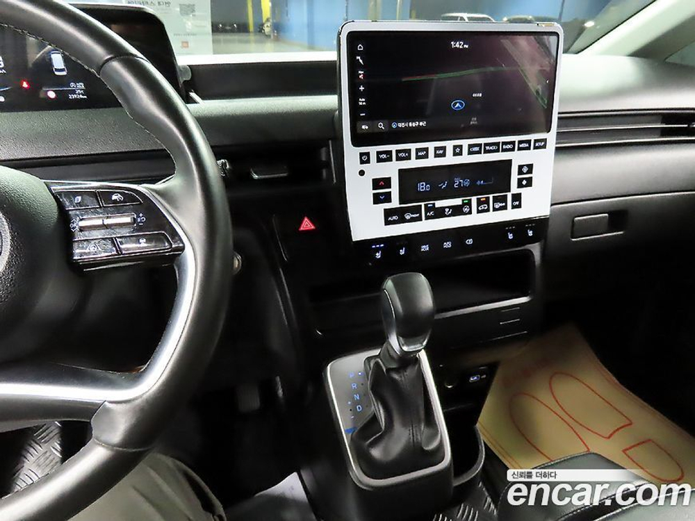 Hyundai Staria Cargo 3-х местный (11.2022)