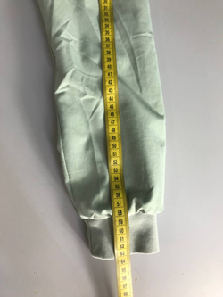 Куртка тонкая, визуально на 46 размер