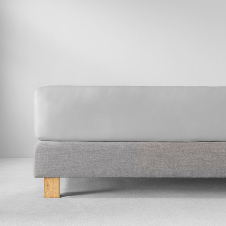 Простыня на резинке 150x200 Estella 915 platin светло-серая