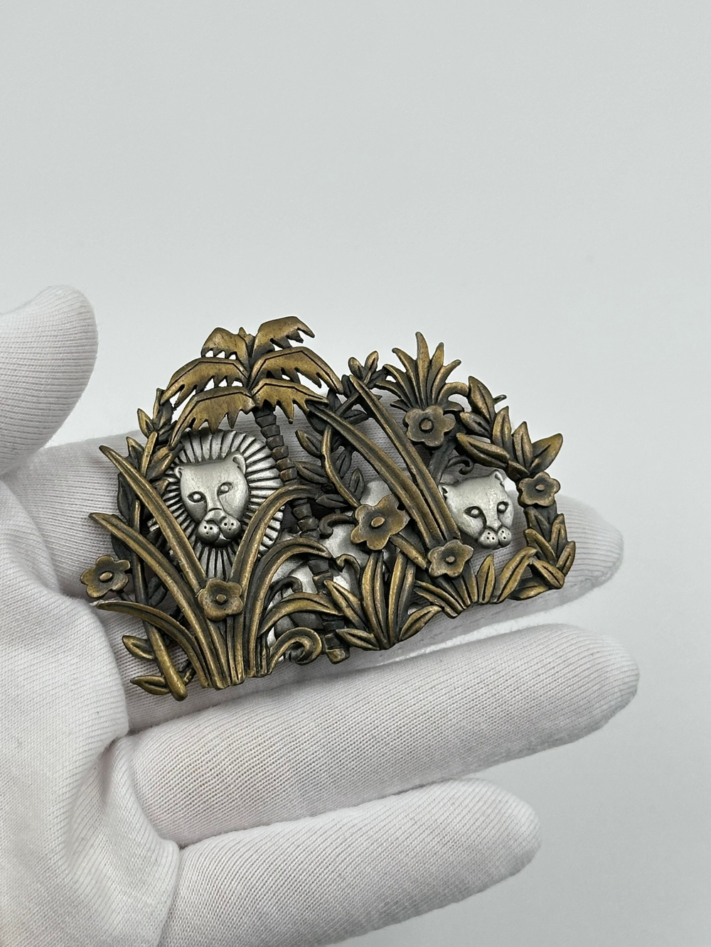 Брошь Львы JJ