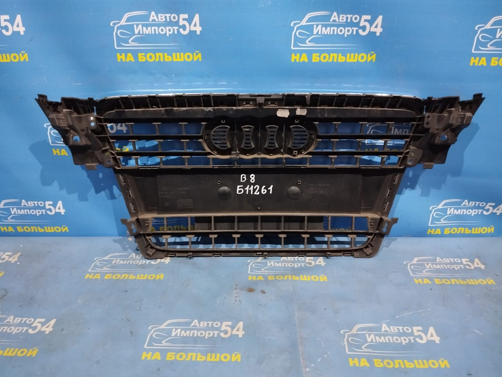 Решетка радиатора AUDI A4 2008-2012
