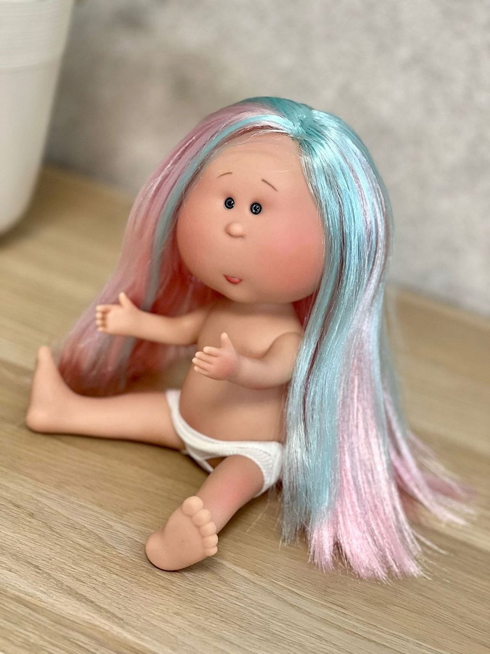Кукла Nines виниловая 30см MIA без одежды (3000W34)