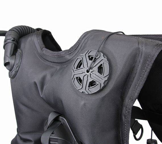 Жилет-компенсатор BCD FanDiver Меридиан Про 2025 черный