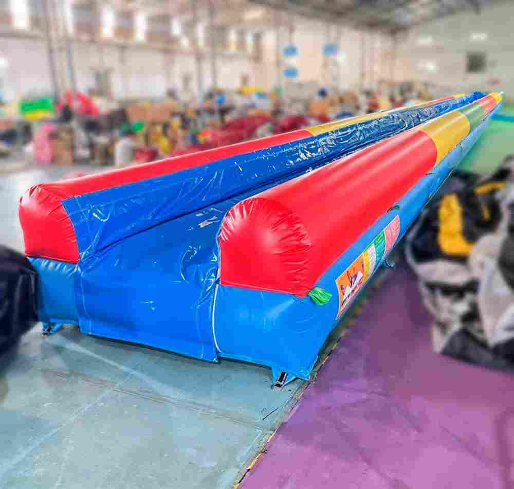 Водная горка с надувным дном, на подкачке, ТУРБО «Капля», 30*2*0,8 м