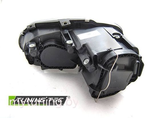 Фара передняя RIGHT SIDE TYC для VW TOURAN 02.03-10.06 / CADDY