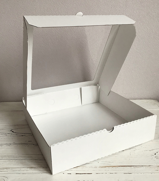 Коробка 28 х 28 х 7 см с окном, белая