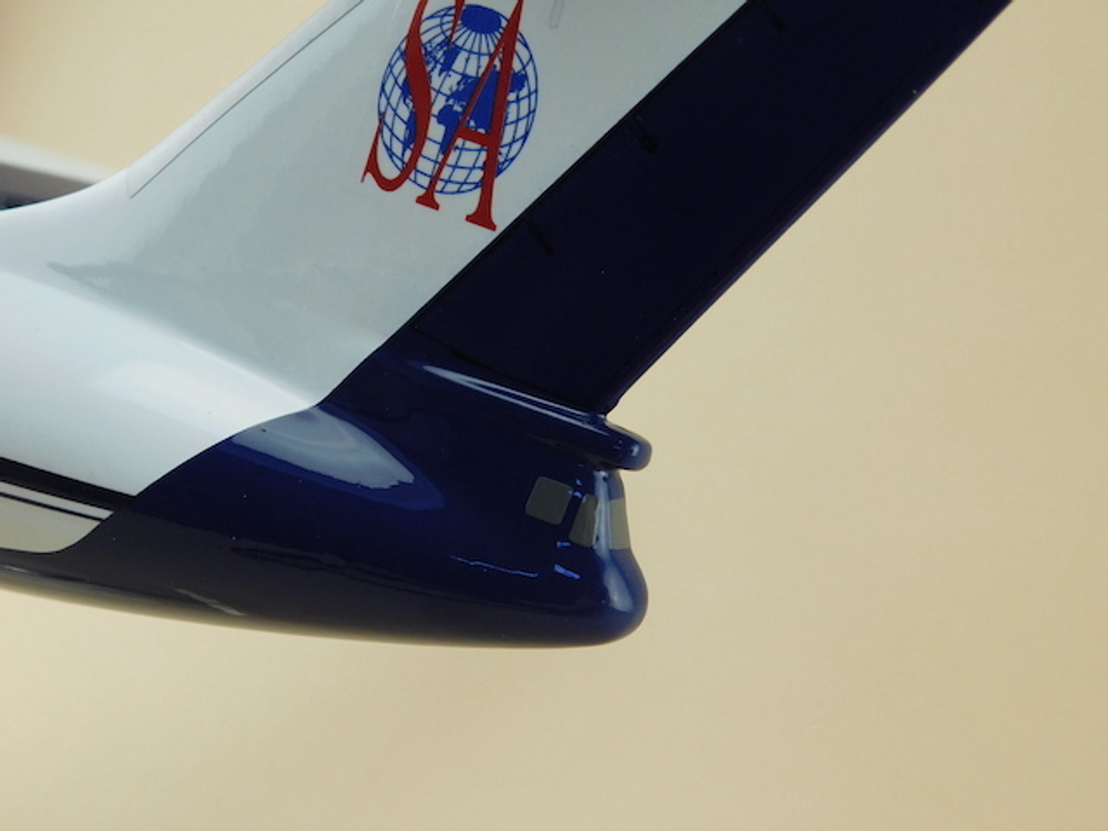 Модель самолета Ил-76ТД (М1:100, SOUTH AIRLINES)