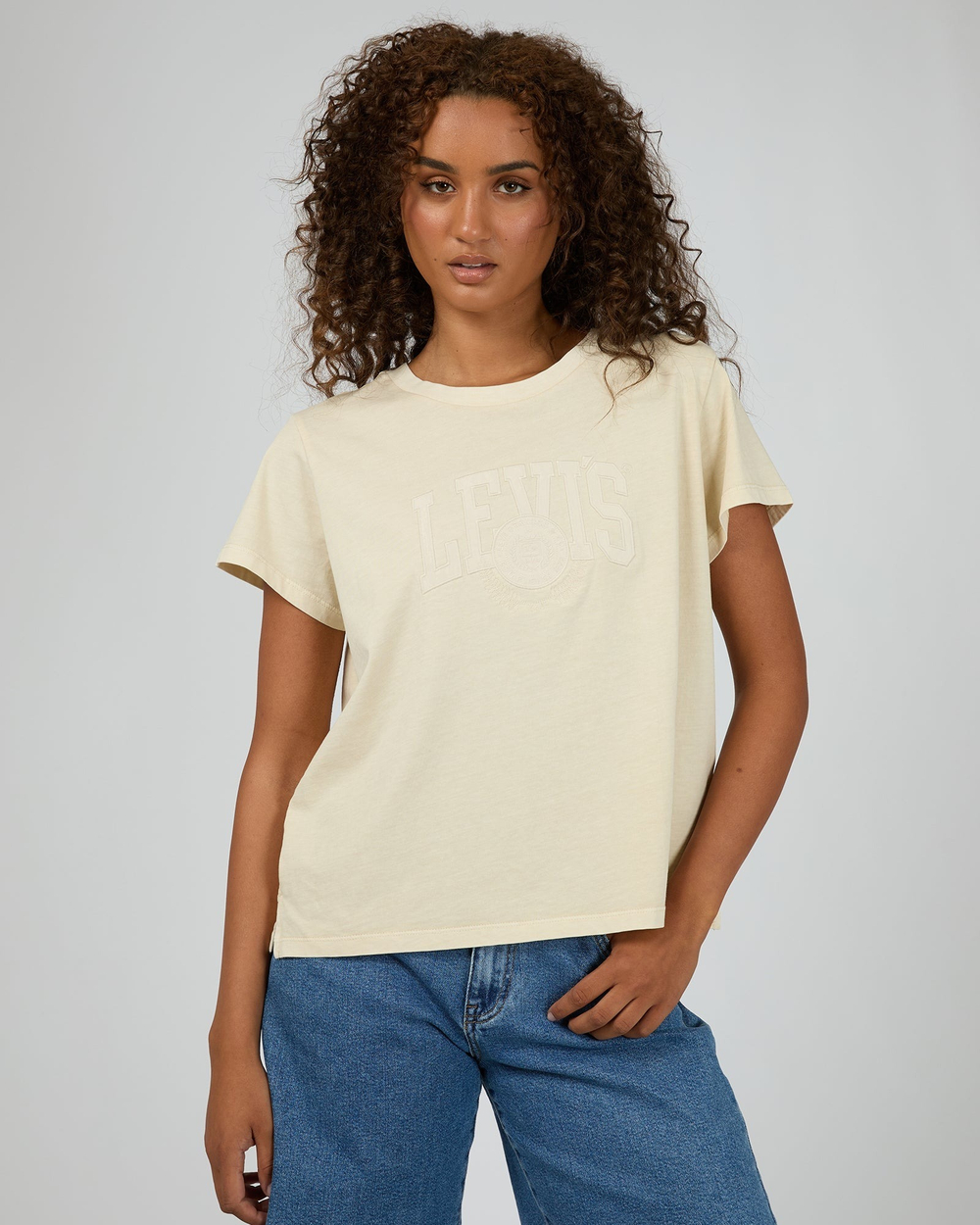 Футболка женская LEVI'S GRAPHIC BOXY TSHIRT