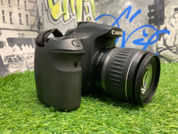 Canon EOS 60D kit 18-55mm III 32.000 кадров