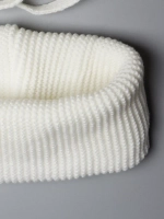 Шапка для девочки на осень с ушками