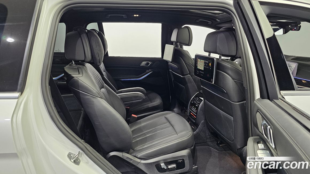 BMW X7 (G07) xDrive 40d M Sports 6-и местный (07.2022)