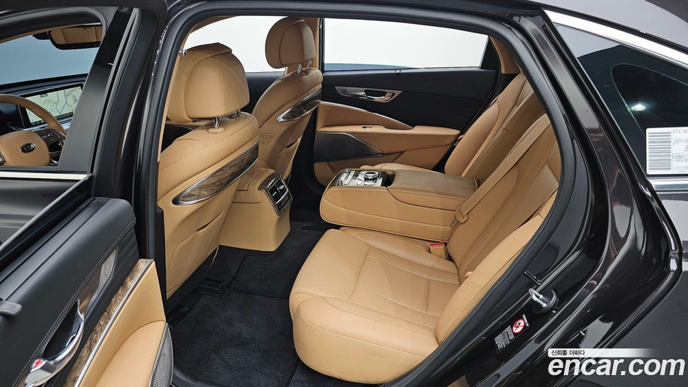 Kia The K9 (Quoris/K900) 3.8 GDI AWD (06.2020)