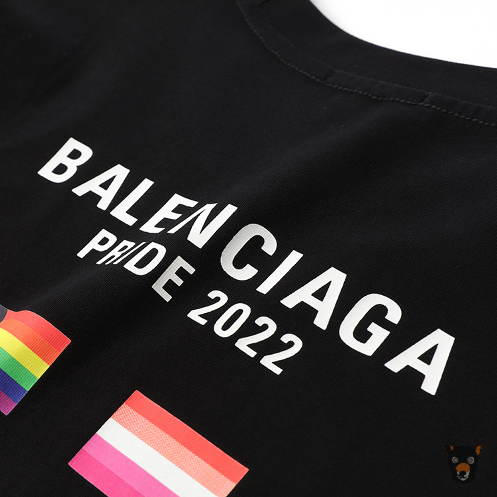 Футболка Balenciaga "Pride 2022"