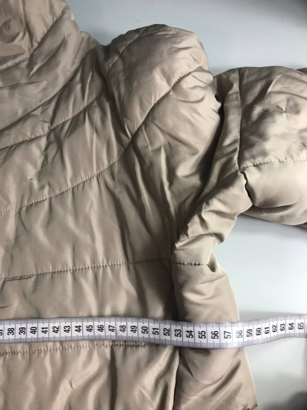 Куртка Amisu светлого оттенка, маркировка 40, визуально на 46 размер