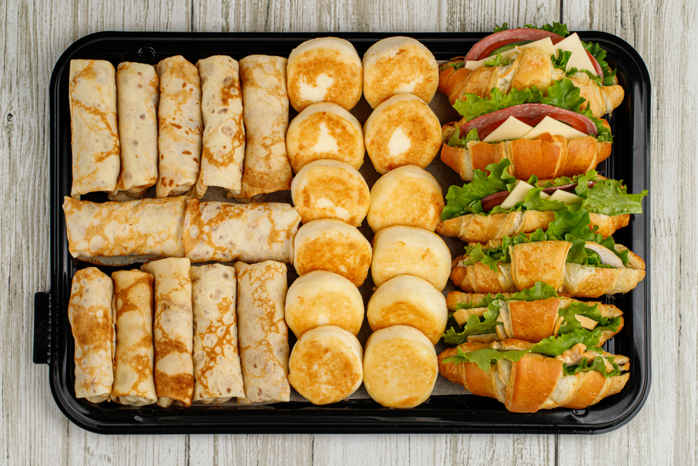 Платтер завтрак с круассанами