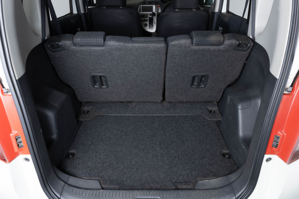 Toyota Ractis, 2010 год