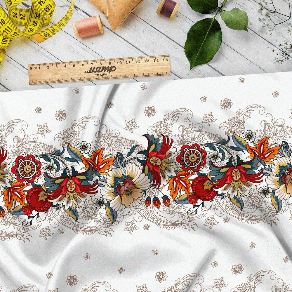 Ткань мембрана цветная роспись на белом фоне
