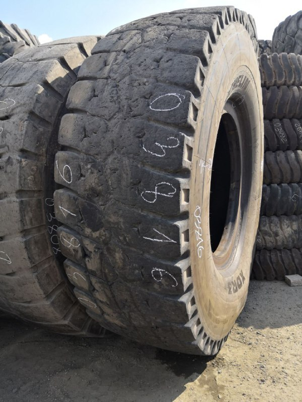 33.00R51 Michelin XDR3 шина б/у