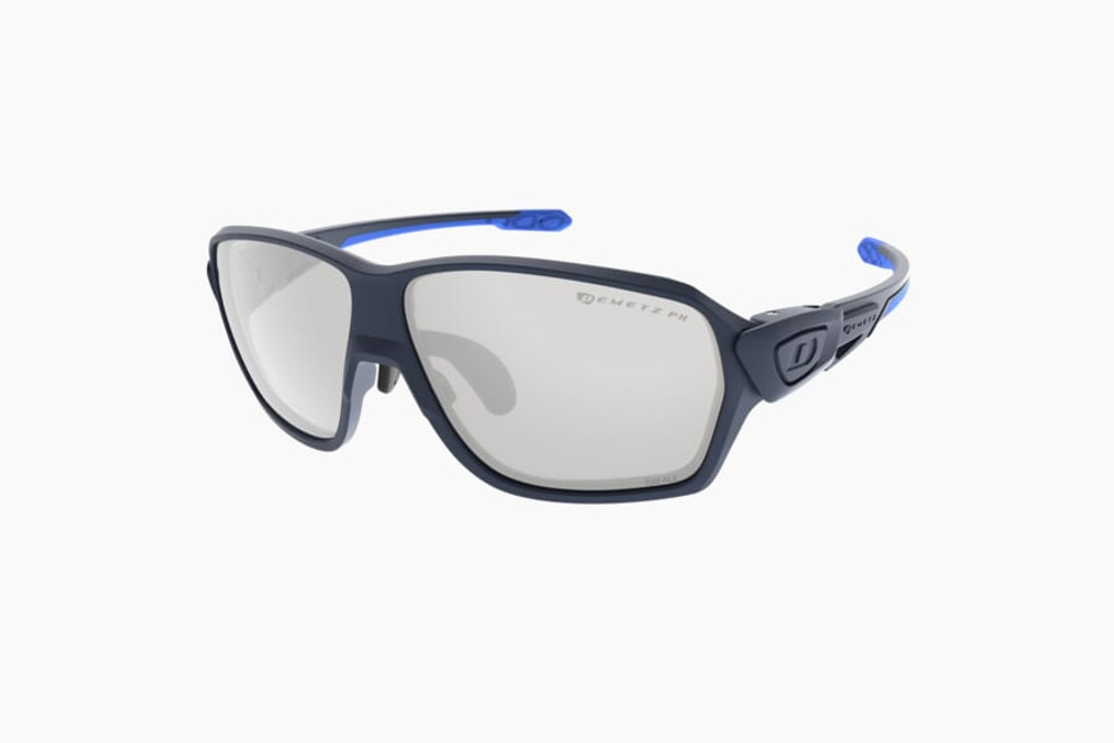 Спортивные очки Demetz M-Suit / Matte Navy / Matte Blue V. Grey Photochromic Mirror Silver Cat.1 to 3