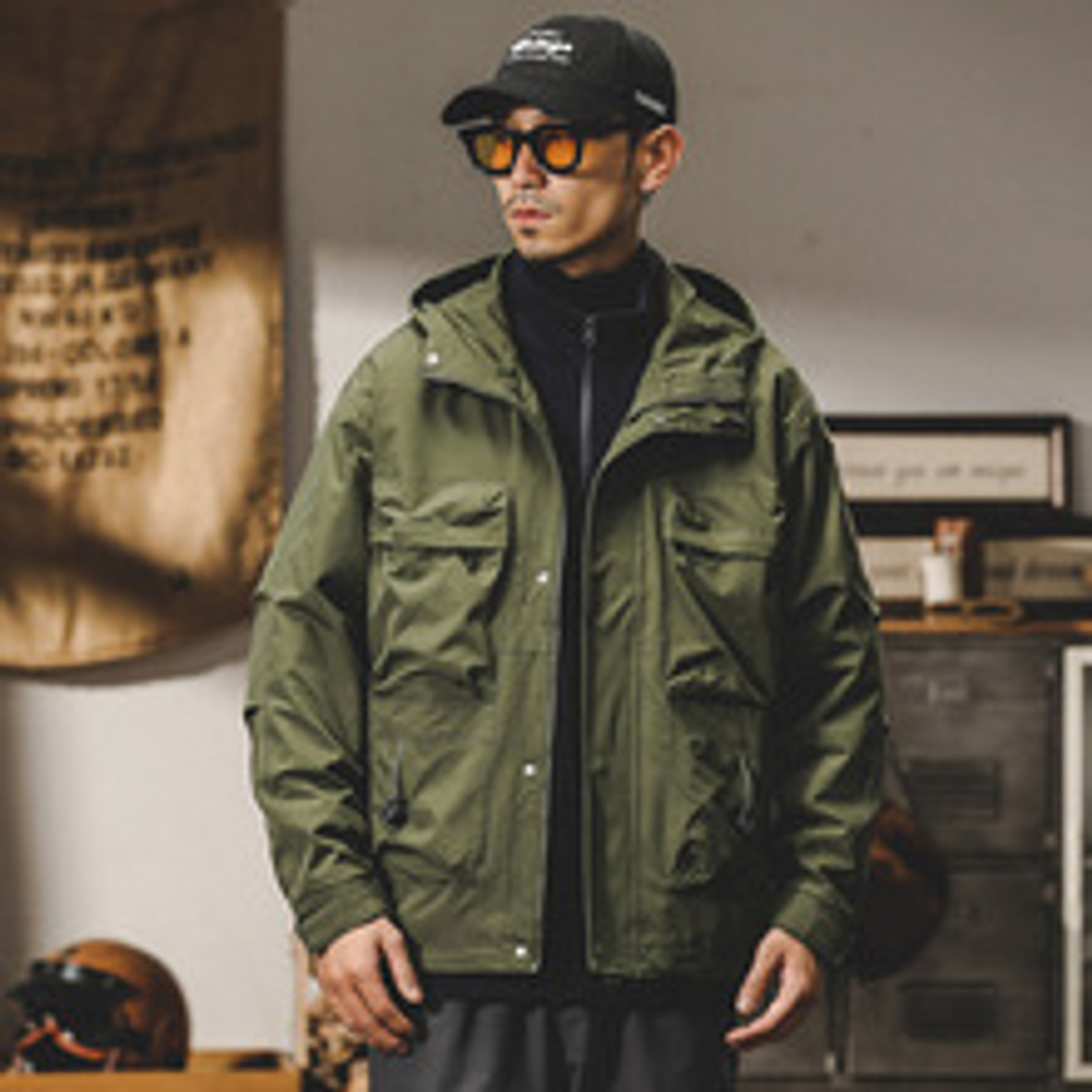 Американская функциональная куртка с капюшоном и множественными накладными карманами