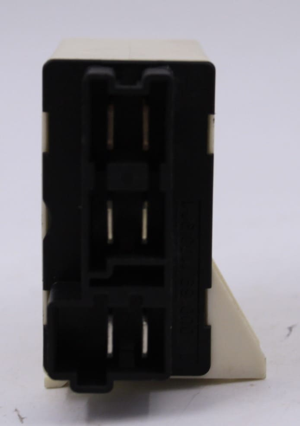 Реле нагрева сушильной машины Miele (05008870)