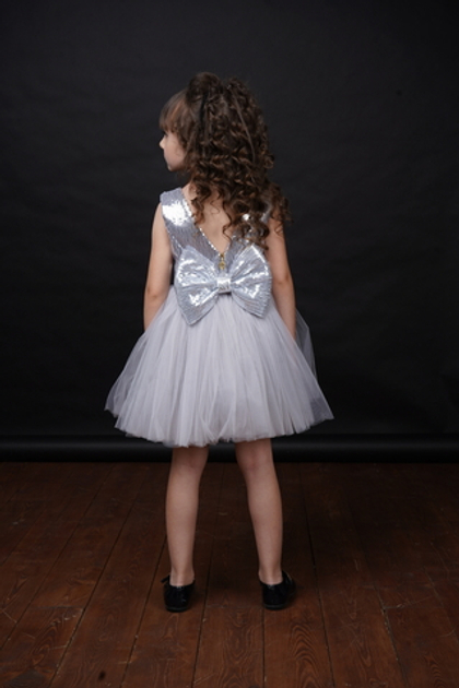 Платье  пышное для девочки  с большим бантом