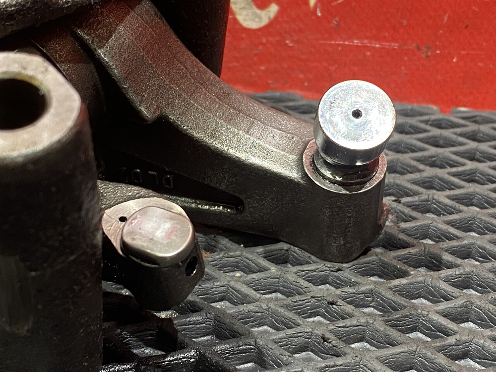 Вал рокеров в сборе 2018г.