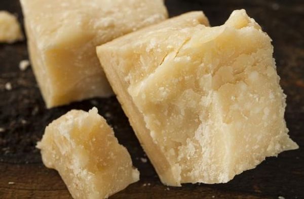 Сыр Пармезан, рецепт твёрдого сыра в домашних условиях