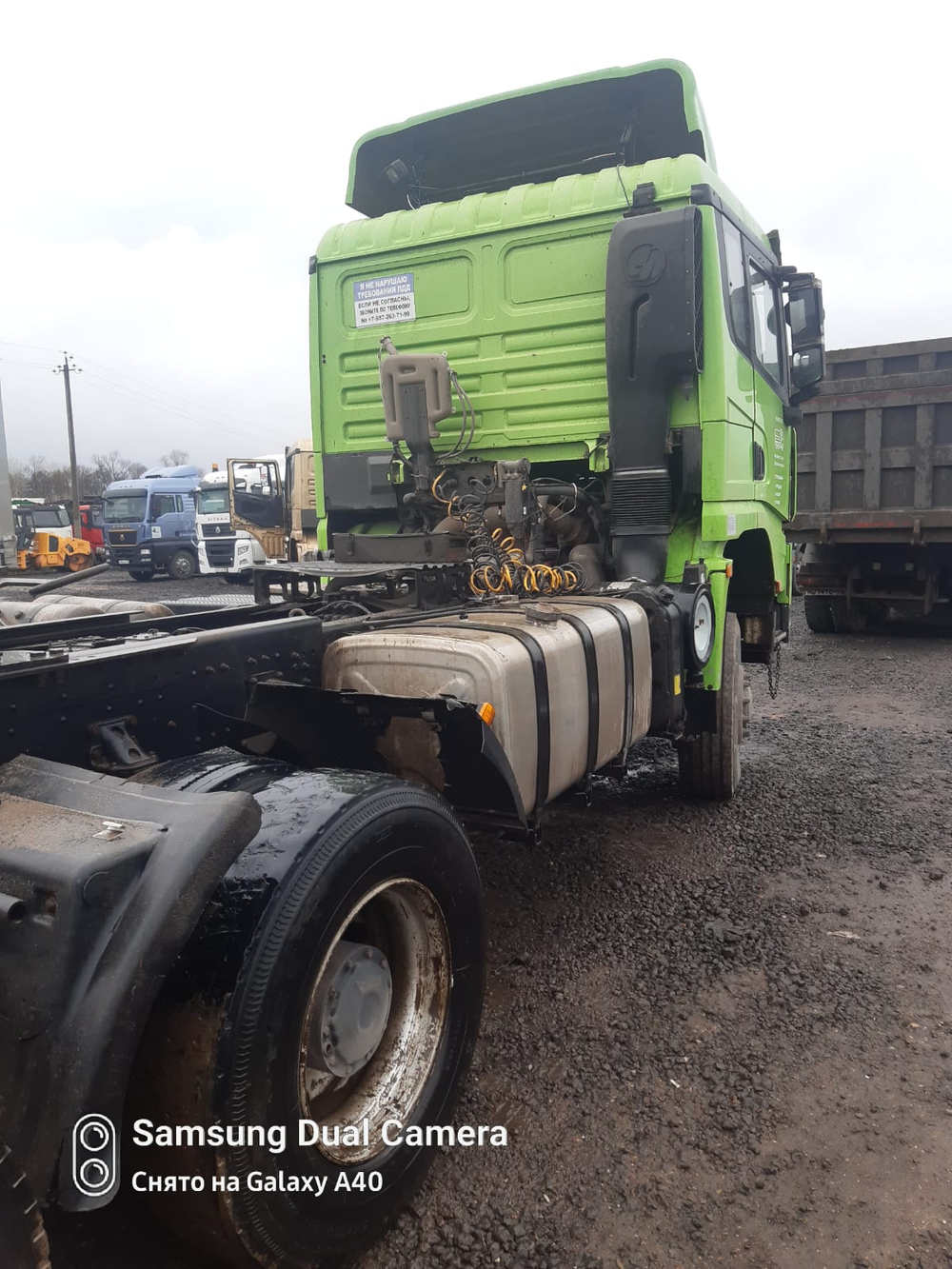Shacman (Shaanxi) SX* 6x6 Седельный тягач SX42586W385C (Дизельный, 10,8 л, 441 л.с., МТ)