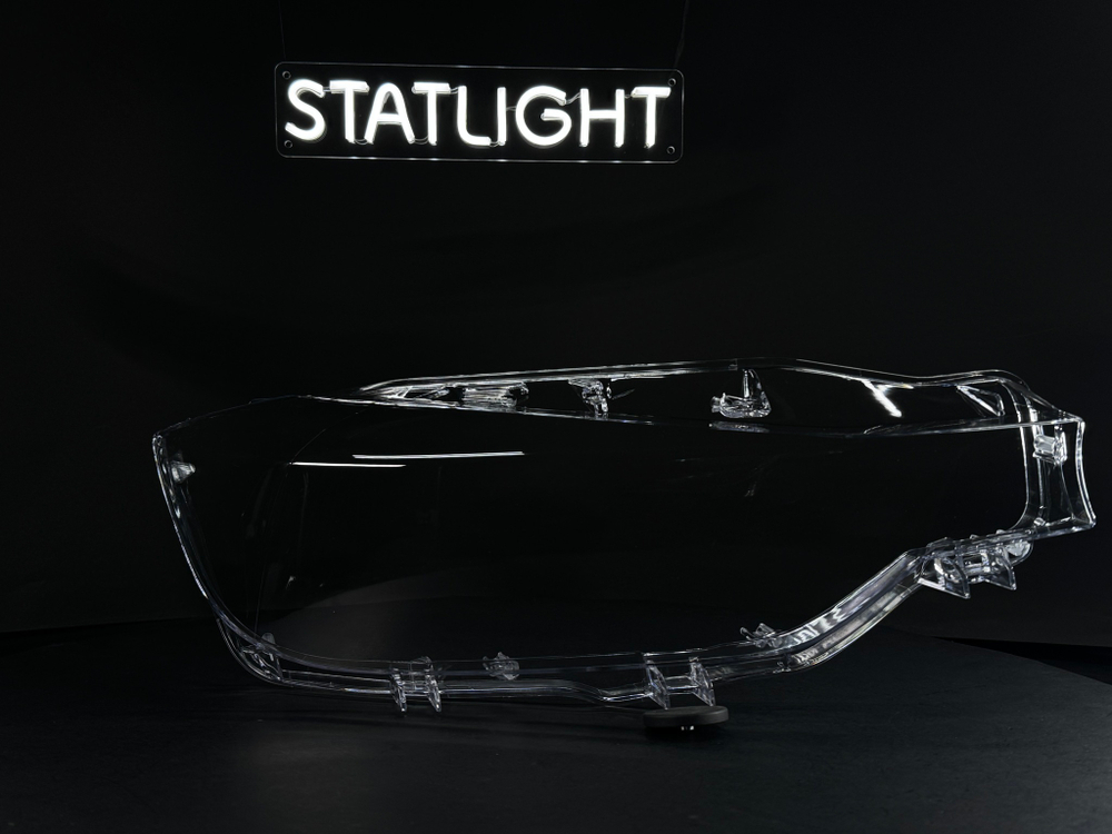 Правое стекло фары BMW F35 F30 2016-2018