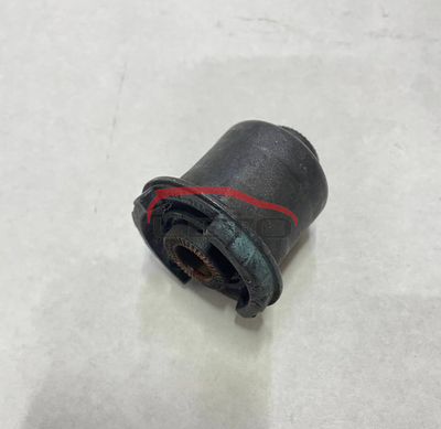 Сайлентблок передн. нижнего рычага 48654-22050 4865422050