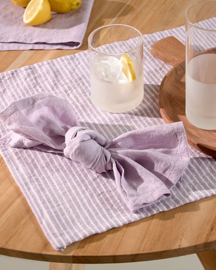 Поднос Tabita из массива акации