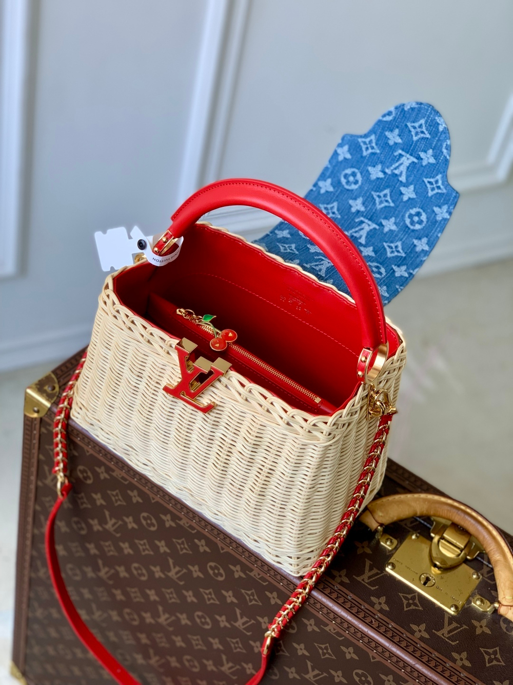 Louis Vuitton Capucines BB