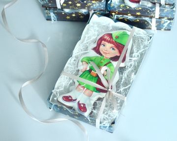 Пряник в коробочке на 23 февраля «девушка в пилотке»