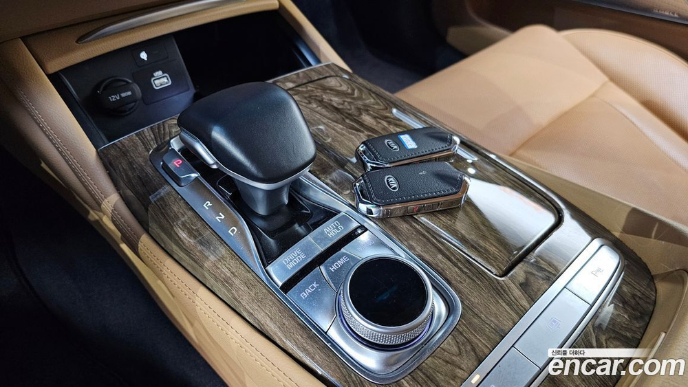 Kia The K9 (Quoris/K900) 3.8 GDI AWD (10.2020)