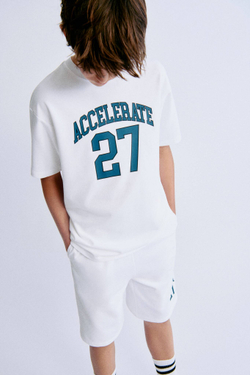 H&M Комплект из футболки и шорт с принтом, белый