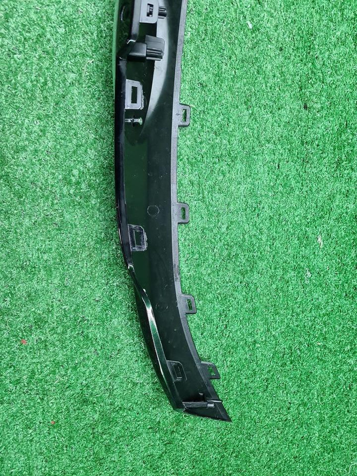 Накладка решетки радиатора JAC JS3 (2023-н.в.)