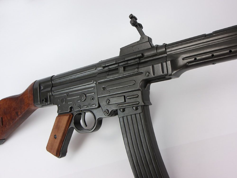 Denix Немецкая штурмовая винтовка STG-44