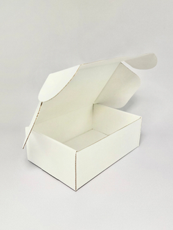 Коробка 16 х 11 х 6 см, белая