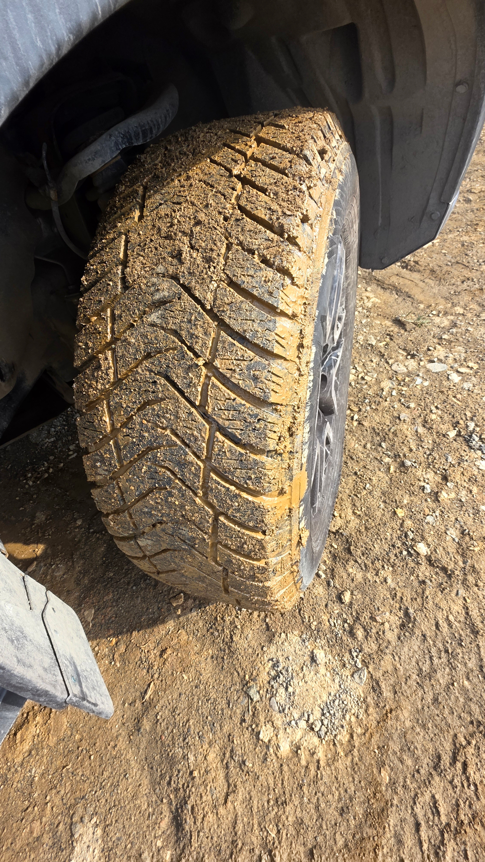 JAC T8 Pro 2.4 T MT 4WD Full Extra