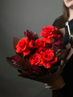 Сборный букет «Закат в розах»