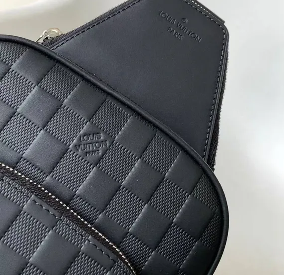 Сумка-слинг Louis Vuitton Avenue NM кожа Damier Infini