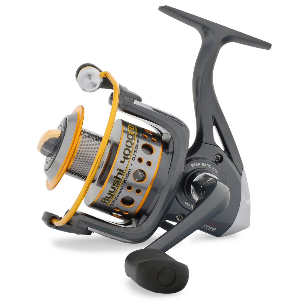 Катушка безынерционная Ryushi 4000F