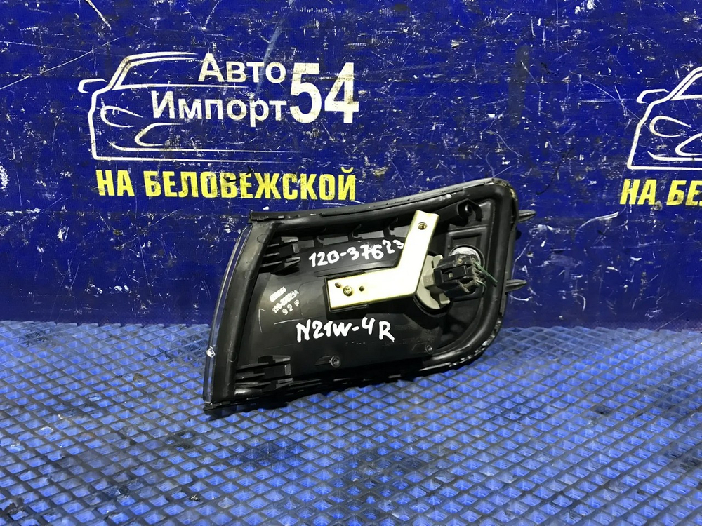 Габарит правый MITSUBISHI RVR 1995