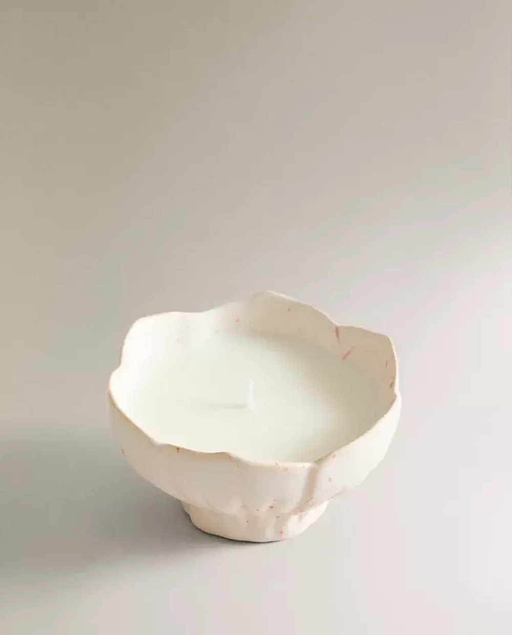 ZARA HOME АРОМАТИЧЕСКАЯ СВЕЧА ORCHIDÉE LUMIÈRE